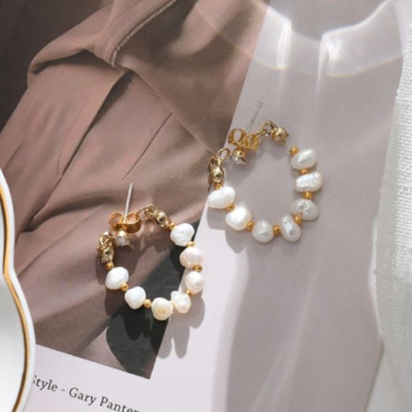 Anthropologie Freshwater Pearl Chain Studs Earrings - Picture 3 of 3